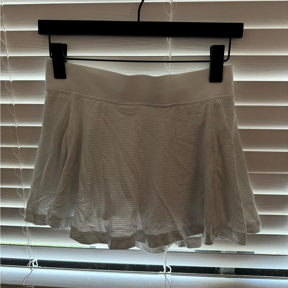 Swiftly tech lululemon skirt